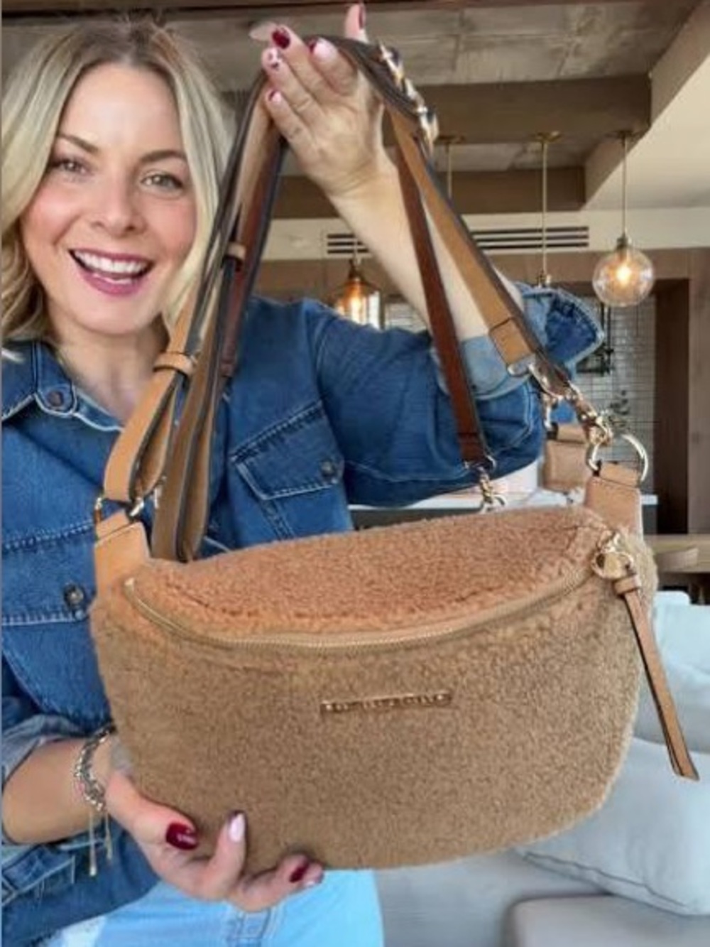 POPPY & PEONIES The Sidekick Brown Camel Teddy Sherpa Crossbody Purse - Picture 12 of 12